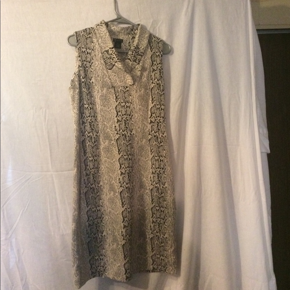 New Directions dress. Size 10. Great condition.