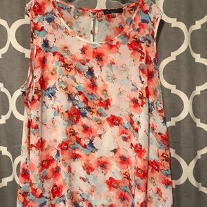 Floral pattern split back tank