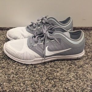 Nike Training Flex Adapt tennis shoes