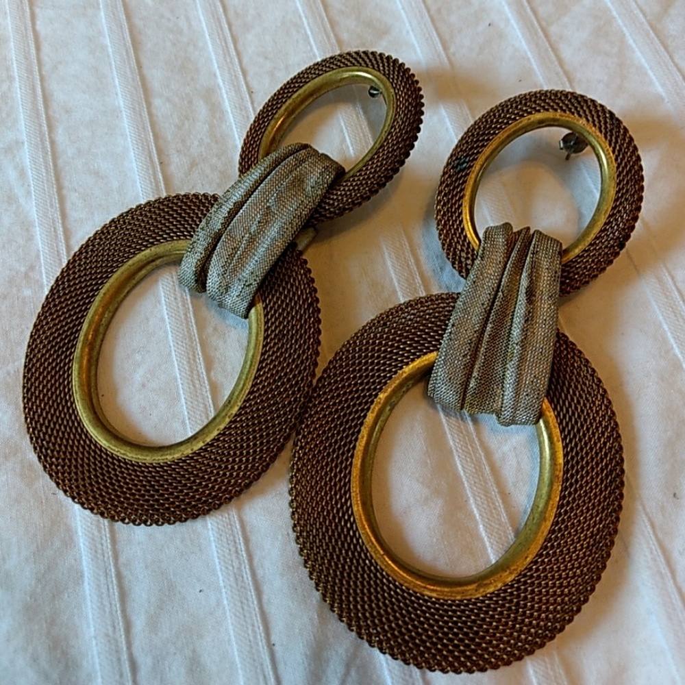 Funky 80s vintage chainmail earrings
