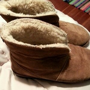 Bear paw boots