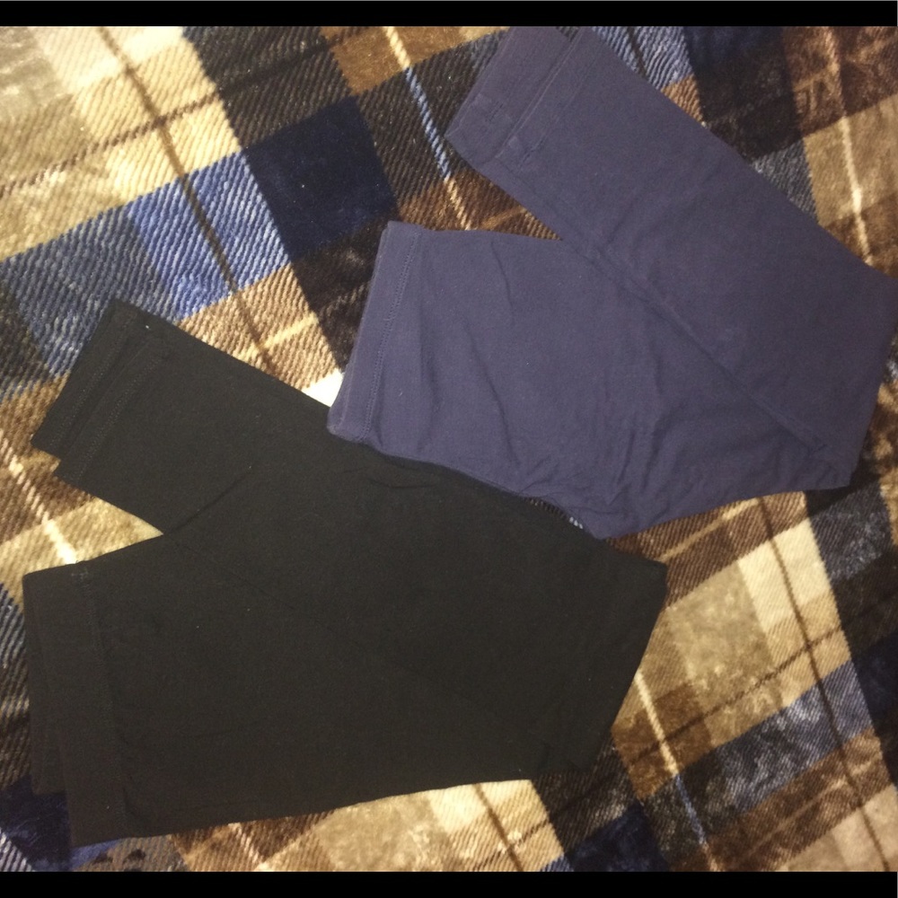 🎉2 Pair Charlotte Russe Leggings