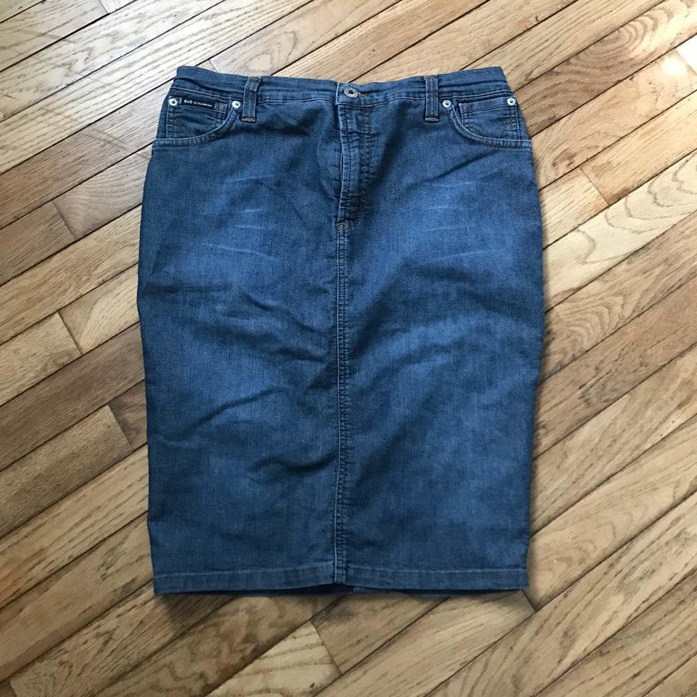 Dolce and Gabbana denim pencil skirt