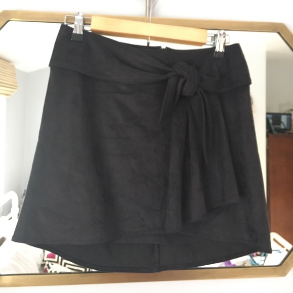 Faux Suede Mini - Picture 2 of 4