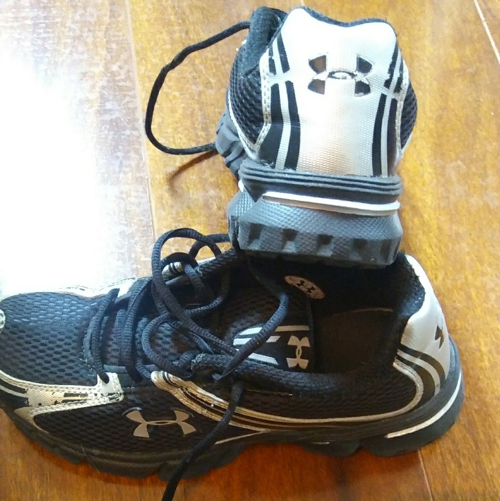 UA shoes
