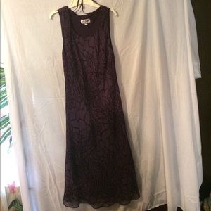 Studio I purple Dress. Good condition