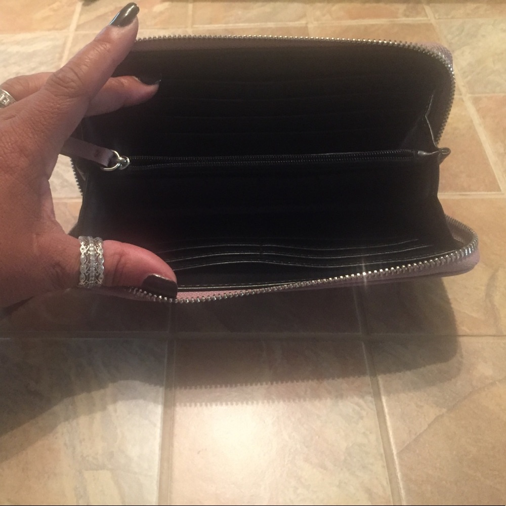 Vegan Leather Wallet NWOT - Picture 2 of 4