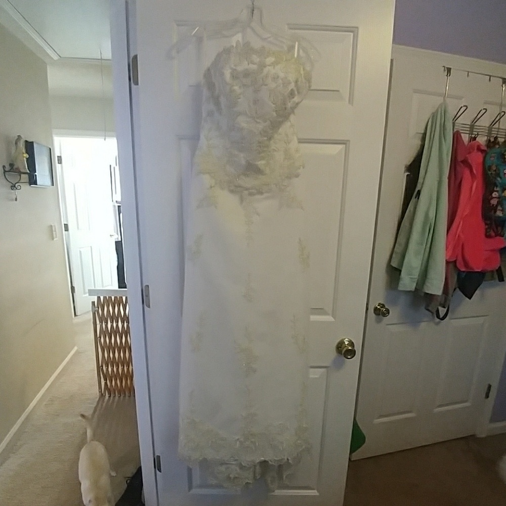 Wedding dress