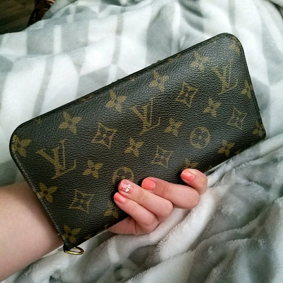 Authentic Louis Vuitton Organizer Insolite wallet - Picture 8 of 8