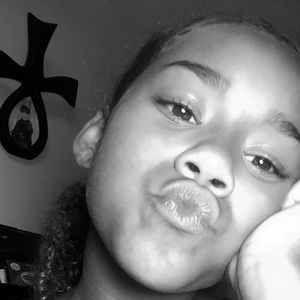 Meet your Posher, Nyla