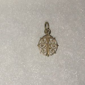 10k lady bug pendant