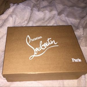 Christian Louboutin woman shoes 35.5, So Kate 120