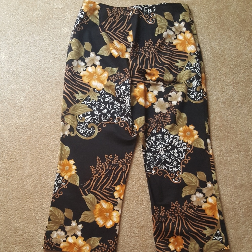 Euc, Cache Capri Pants With Embellishments - image 2