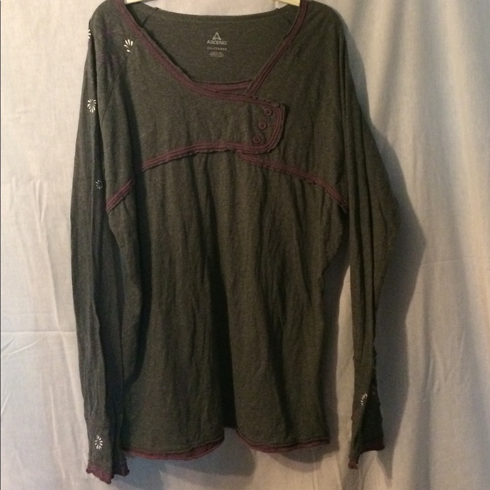 Gray Ascend brand shirt. XXL