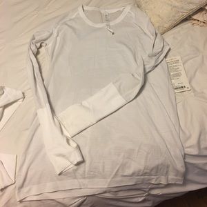 Lululemon Swiftly Tech LS Crew