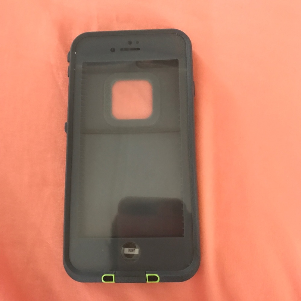 Nwot lifeproof free iPhone 7