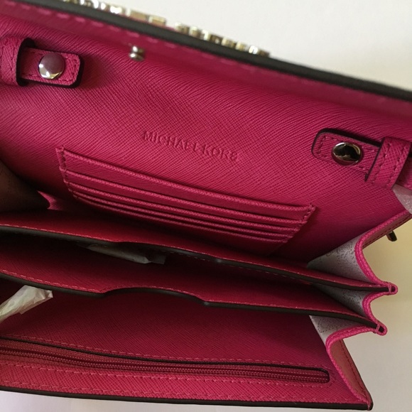 Michael Kors Jet Set Travel LG Phone Crossbody - Picture 3 of 4