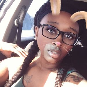 Meet your Posher, Shai