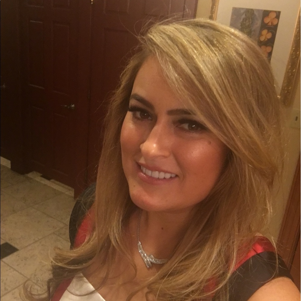 Meet your Posher, Darlenr