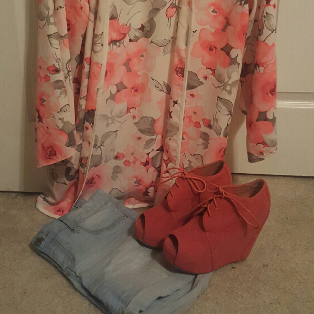 Cute, coral, wedged booties!