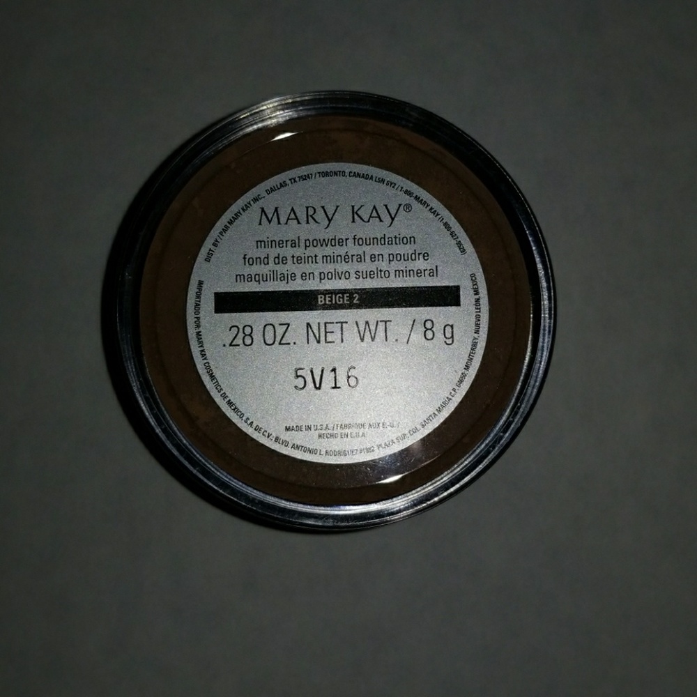 Mary Kay mineral powder foundation beige 2 NWOT