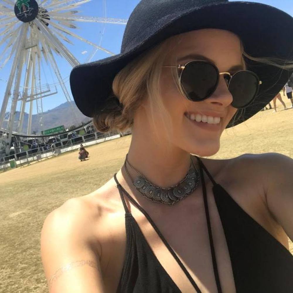 Meet your Posher, Alexis