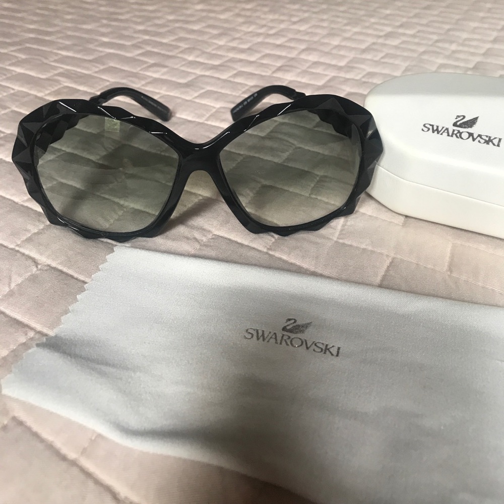 Swarovski Amazing SW2 Sunglasses