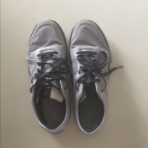 Reebox Tennis Shoes (Lavender)