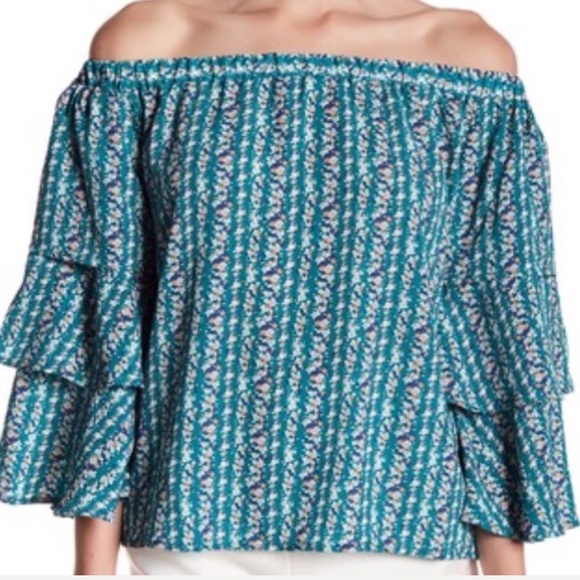 New Romeo & Juliet Couture Top Size Small - Picture 4 of 7