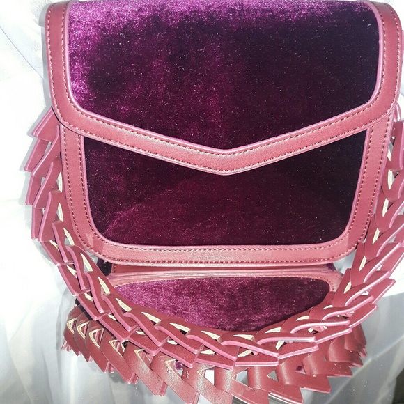 🚫Sold🚫 Velvet Structured Handbag  Two Straps - Picture 2 of 5