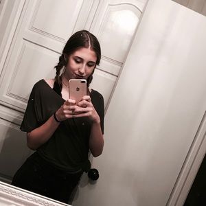 Meet your Posher, Ellie