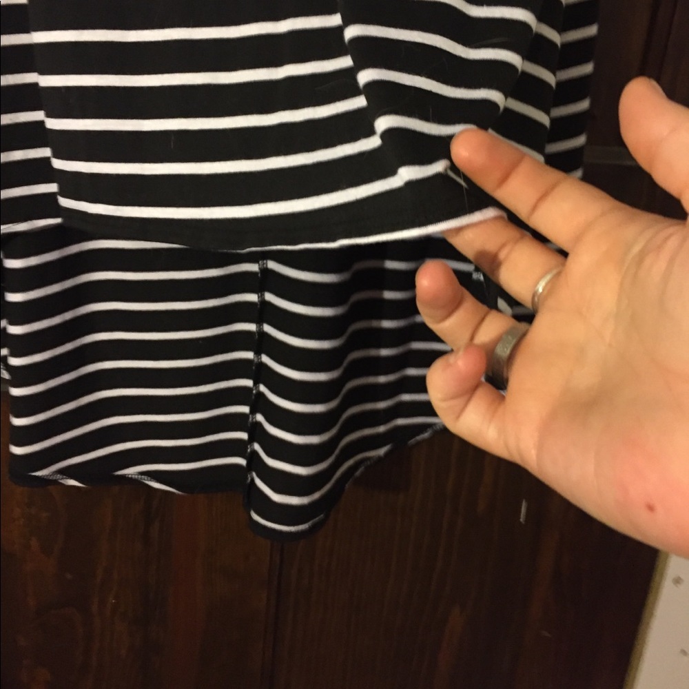 🆑FINAL PRICE‼️ Black and white striped high low Skirt - Picture 6 of 6
