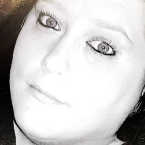 Meet your Posher, Cassandra