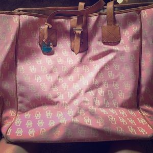 Dooney and bourke large pink bag