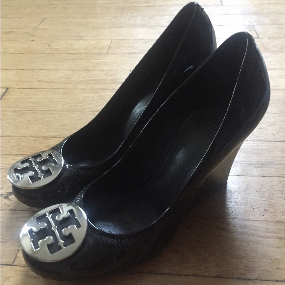 Tory Burch Black Patent wedges size 8.5