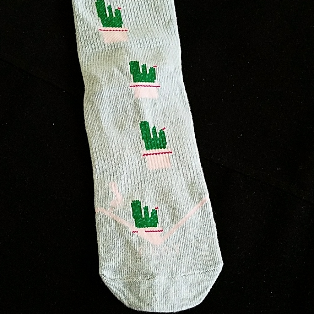 🌵New CACTUS socks - Picture 3 of 6