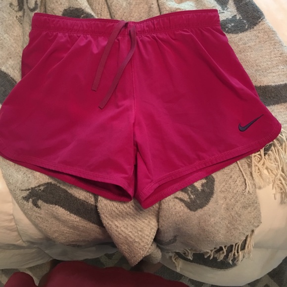 Hot pink Nike Shorts - Picture 1 of 4