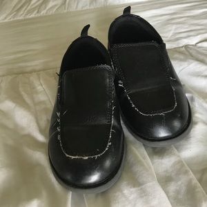 Dress shoe