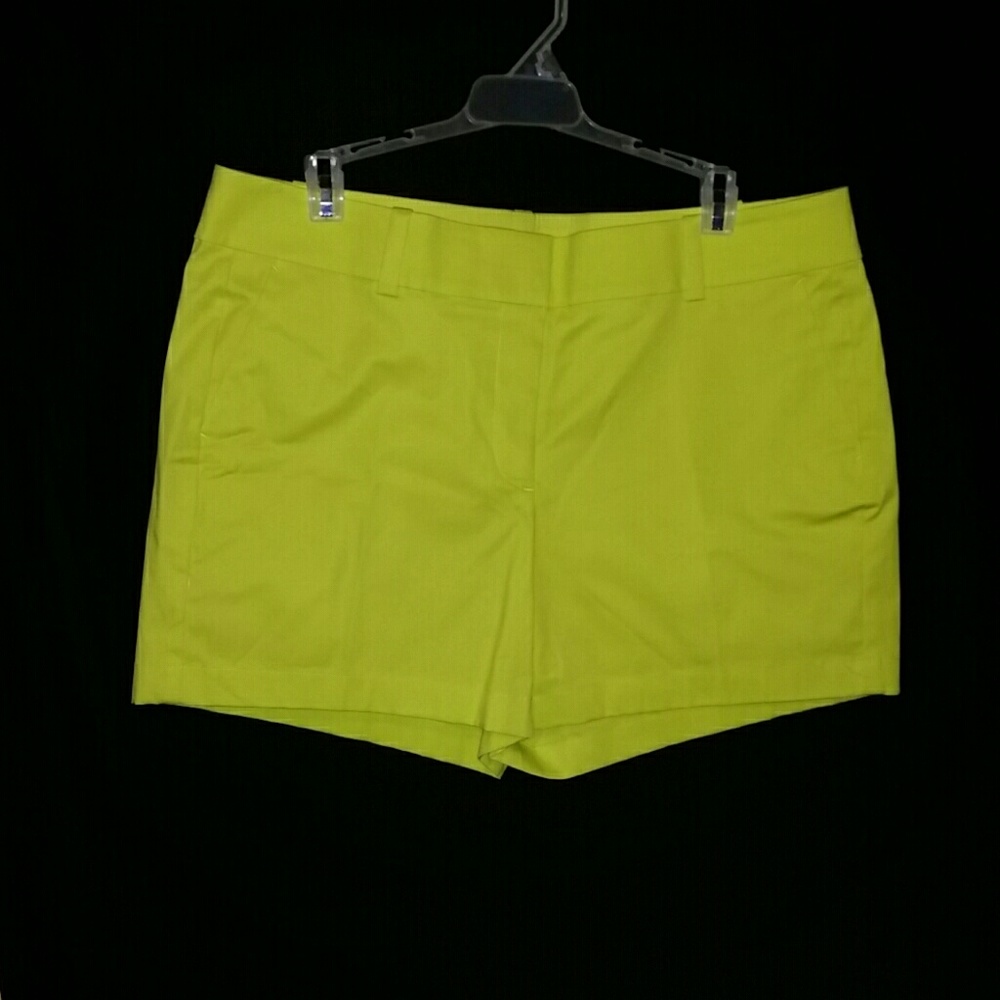 Ann Taylor city shorts