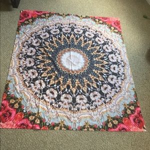 ONE HOUR SALE- ends 4pm ET 9/7 Small wall tapestry