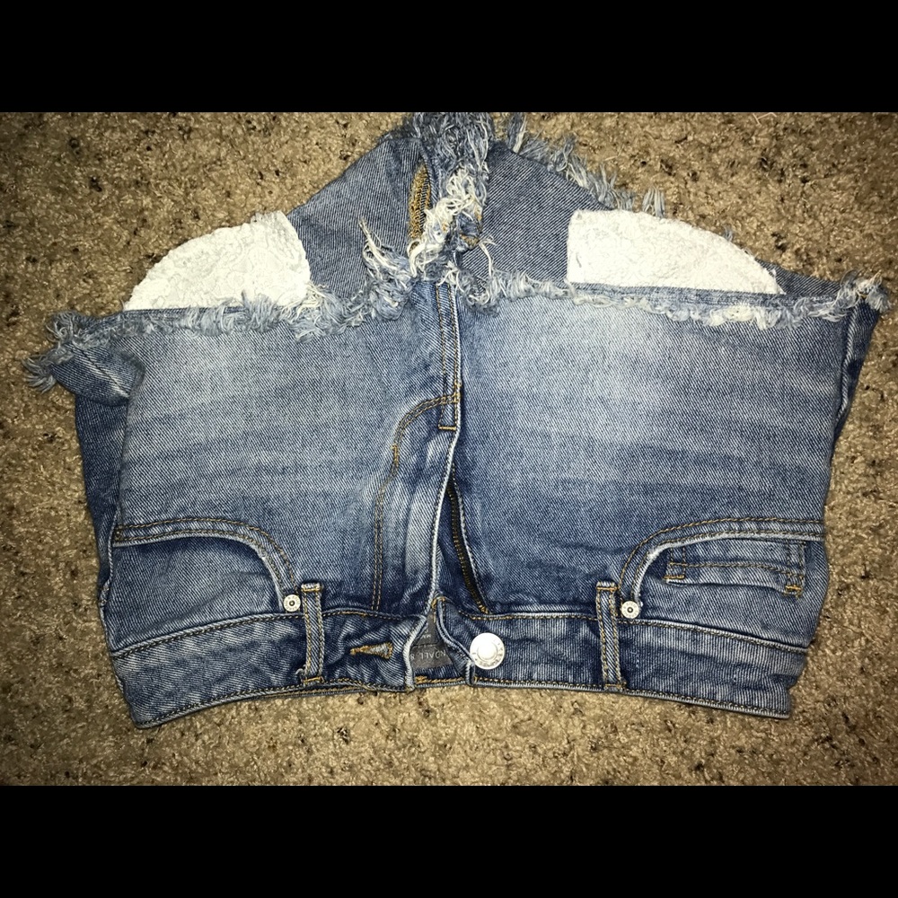 Brandy Melville high waisted shorts