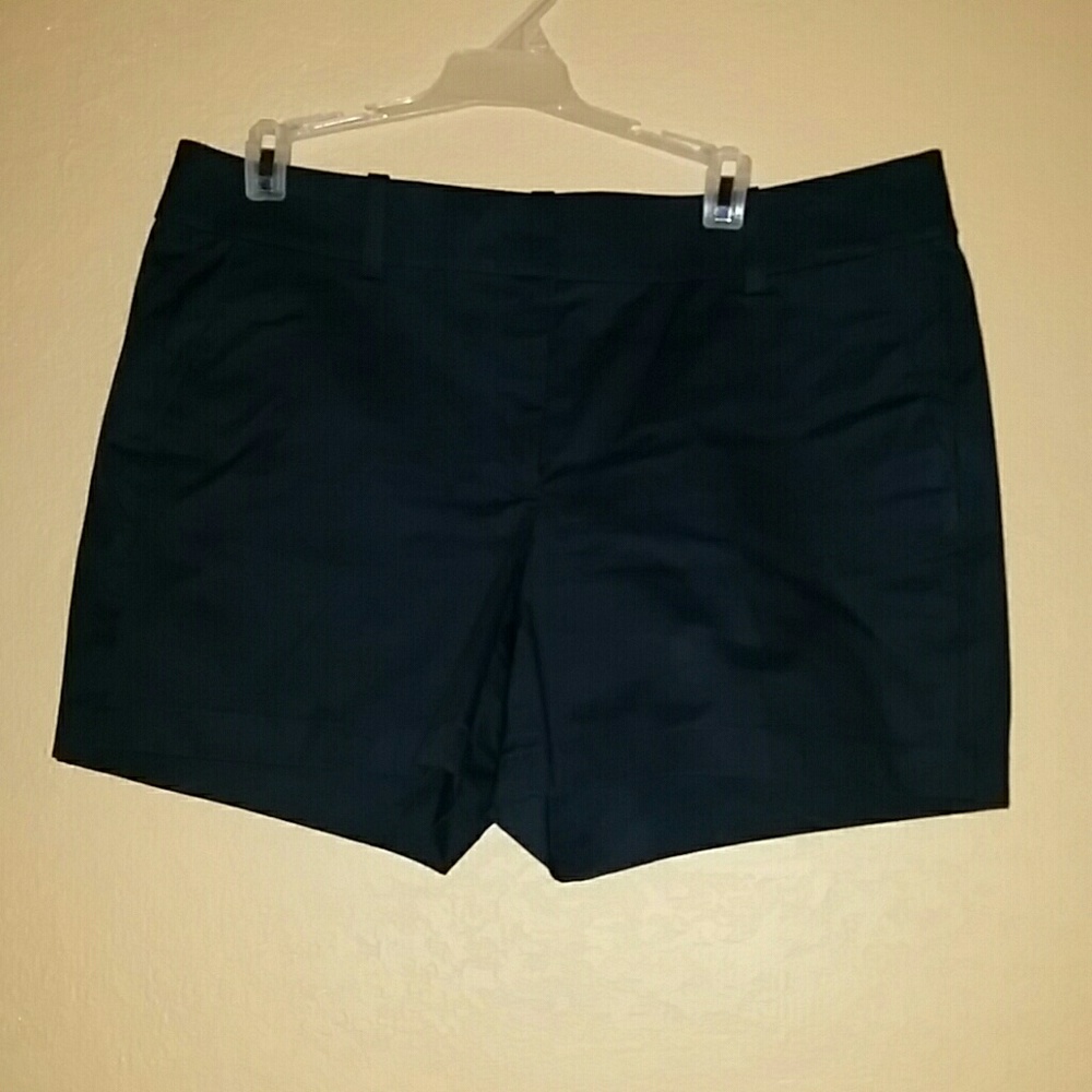 Ann Taylor city shorts