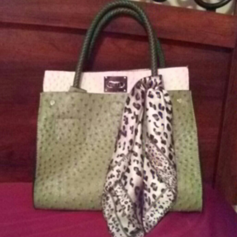 Mei Jing Ostrich skin purse