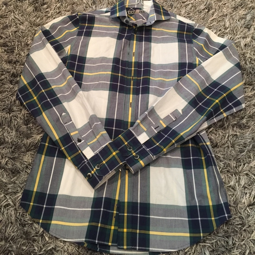 Men's Express Fitted Button Up