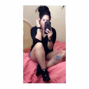 Meet your Posher, Marilin