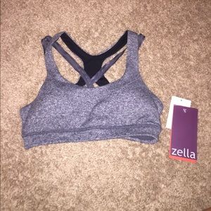 NWT ZELLA SPORTS BRA