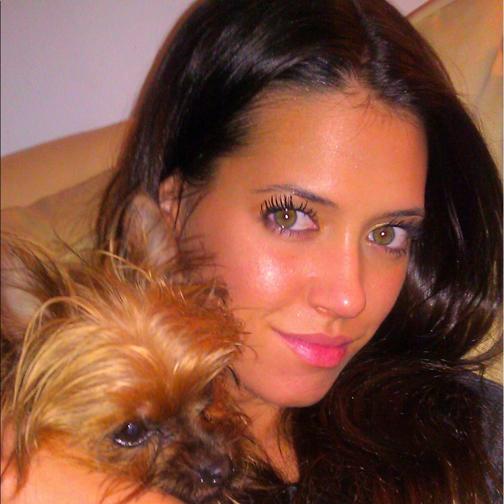 Meet your Posher, April