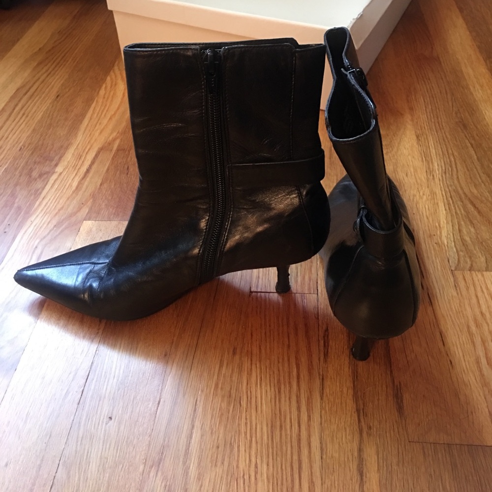 Nine West short boots
