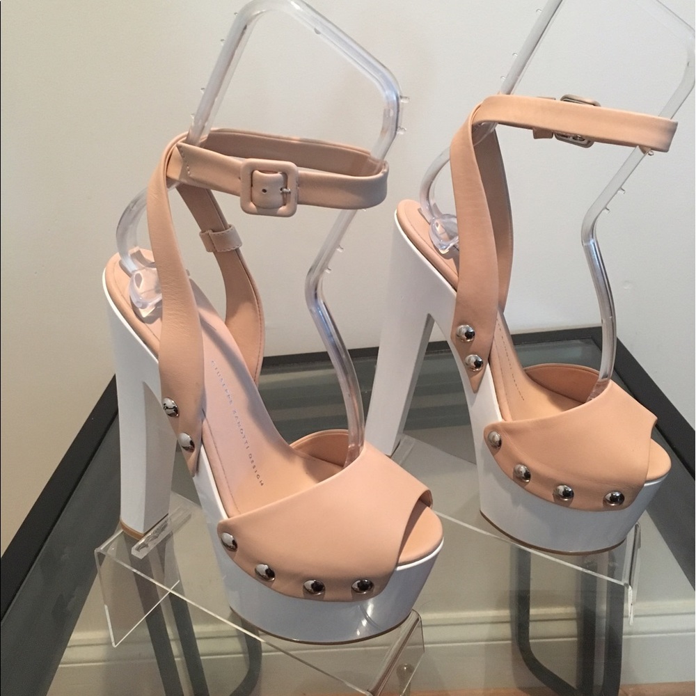 Guiseppe Zanotti