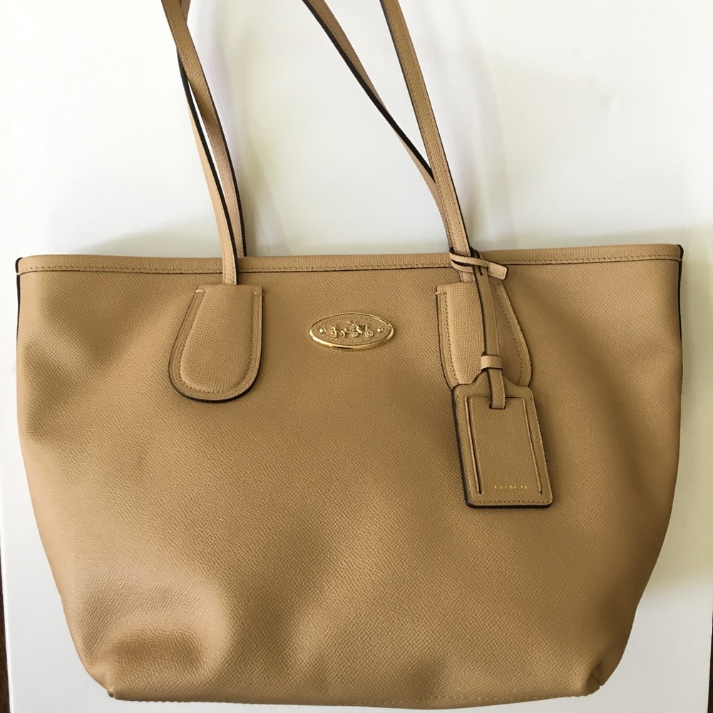 Coach 33915 Embossed Leather Large Taxi Tote